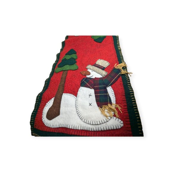 Christmas/Winter Snowman Felt Table Runner 33" x 13" - Picture 5 of 10